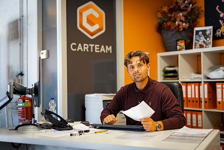 Carteam Rovee Veenis