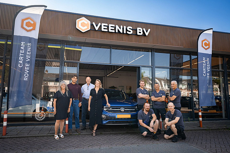 Carteam Rovee Veenis
